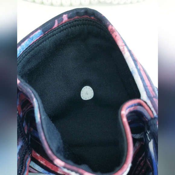 Lululemon Train Times 7/8 Leggings Hinshu Alpine White Multi/Black Mesh NEW NWOT - Picture 10 of 16